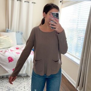 (boutique) mocha brown waffle knit front pocket long sleeve top